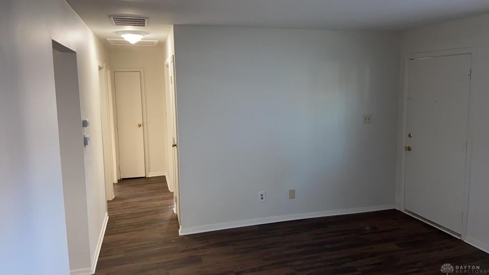 3214 Illinois Property Photo 10