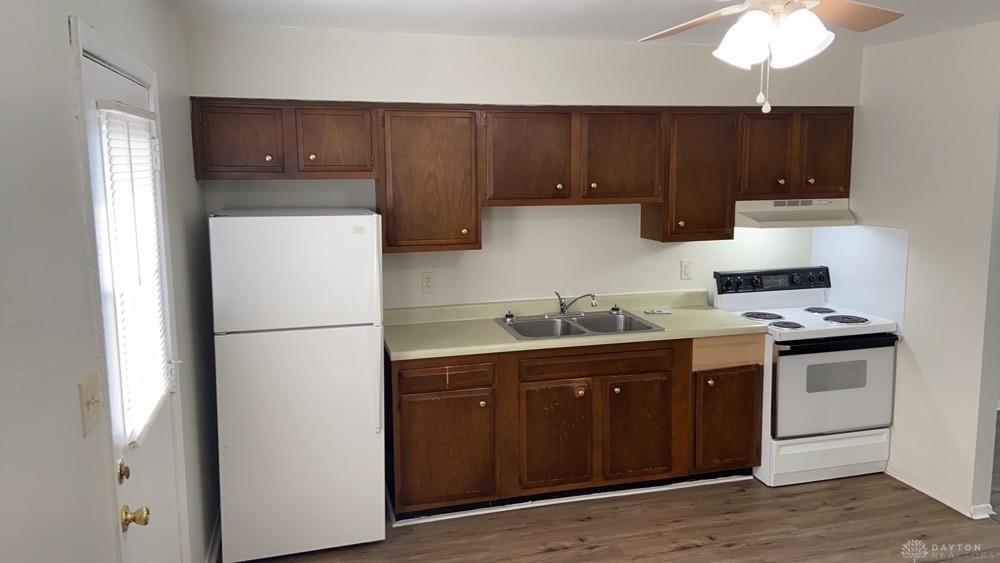 3220 Illinois Property Photo 8