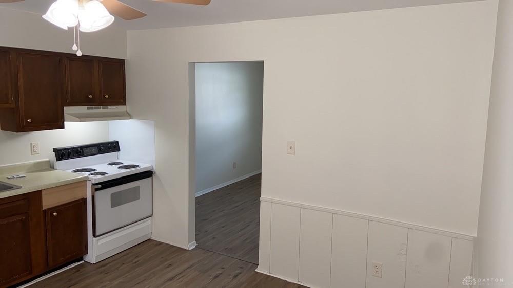 3220 Illinois Property Photo 9