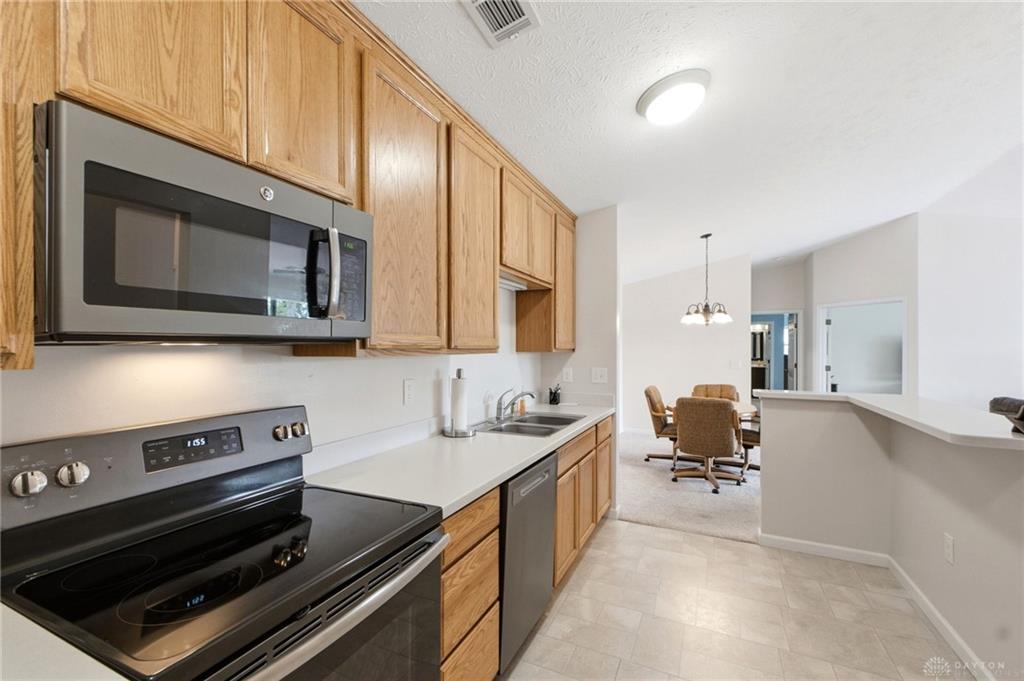 6600 Wareham 6 Property Photo 11