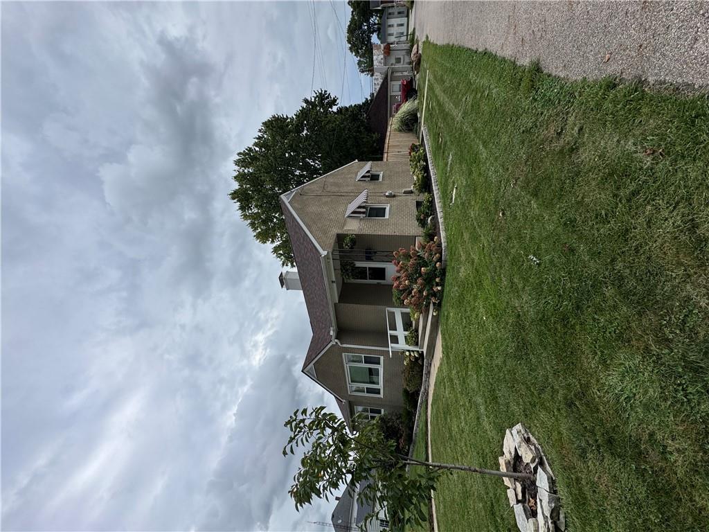 80 W Second Property Photo 3