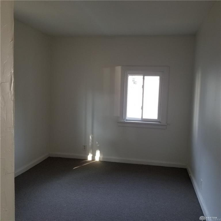 80 W Second Property Photo 30