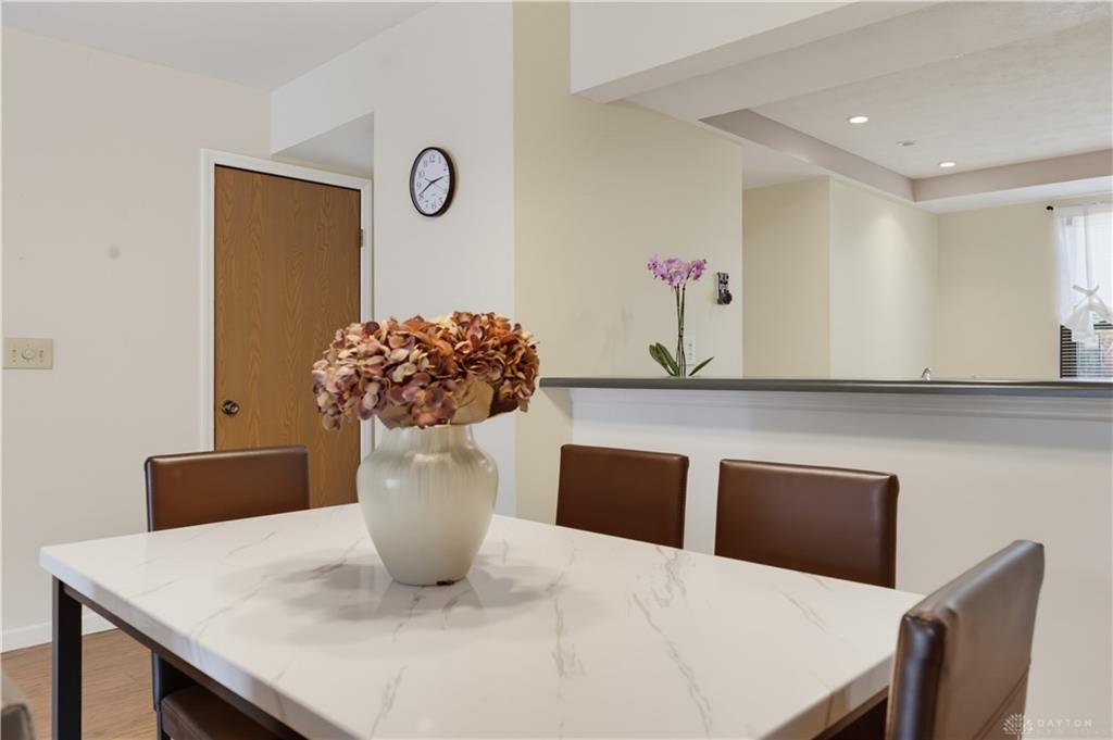 5645 Cobblegate Property Photo 11