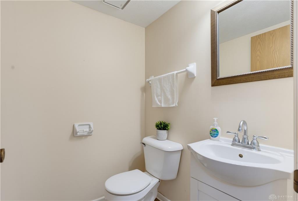 5645 Cobblegate Property Photo 15