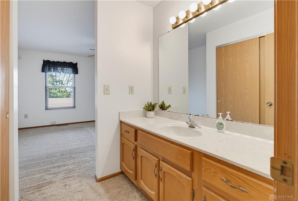 5645 Cobblegate Property Photo 27