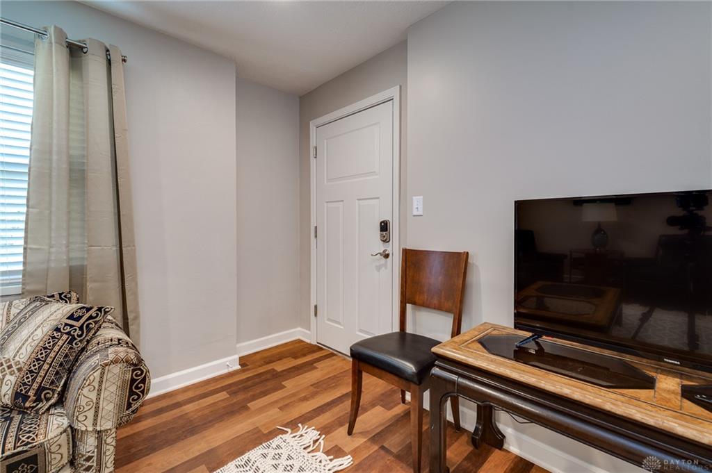 1126 Irving 2 Property Photo 4