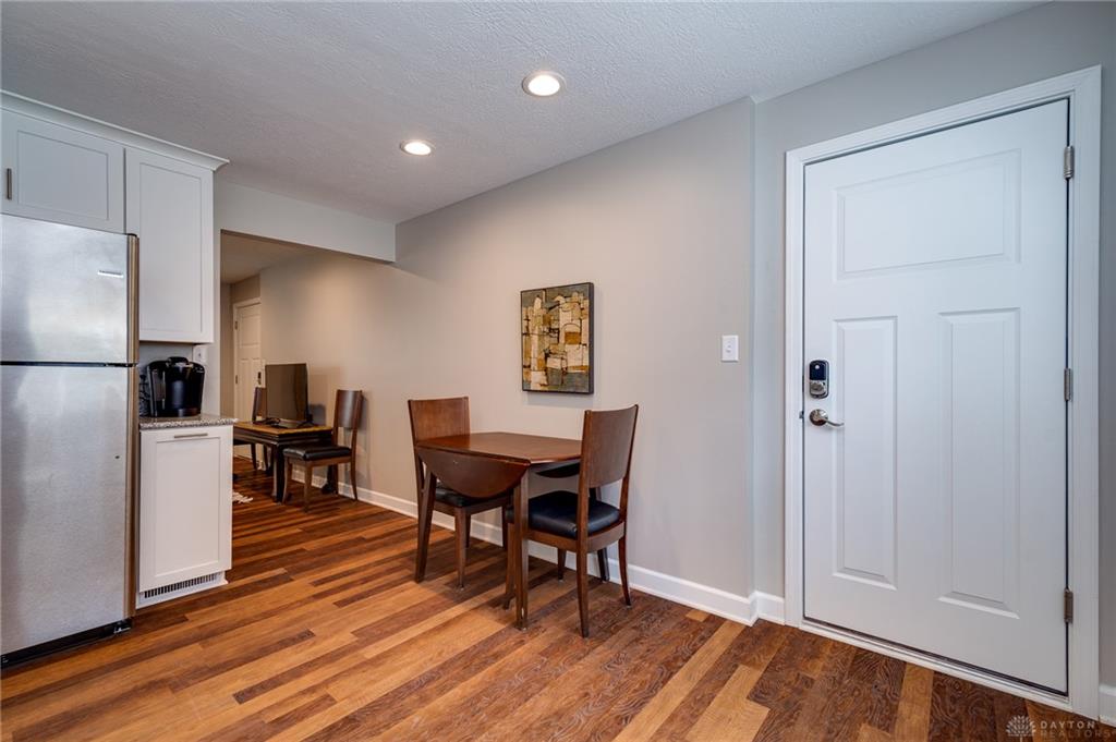1126 Irving 2 Property Photo 10