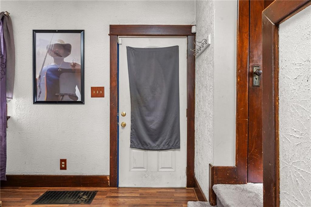 127 E Norman Property Photo 5