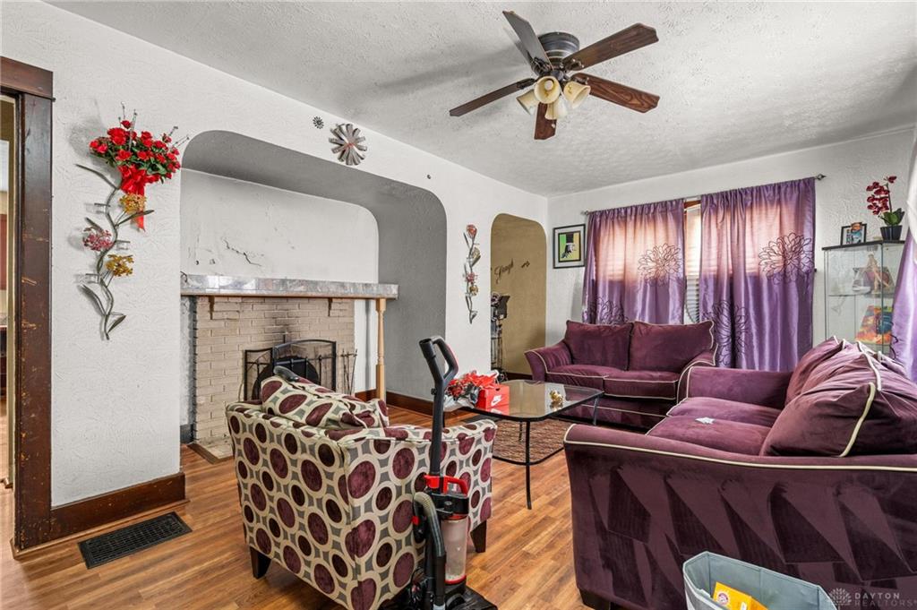 127 E Norman Property Photo 6