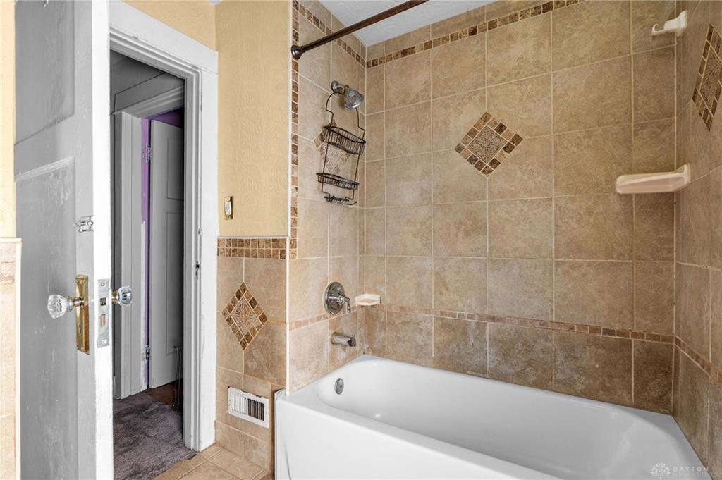 127 E Norman Property Photo 23