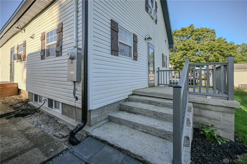 7925 South Property Photo 32
