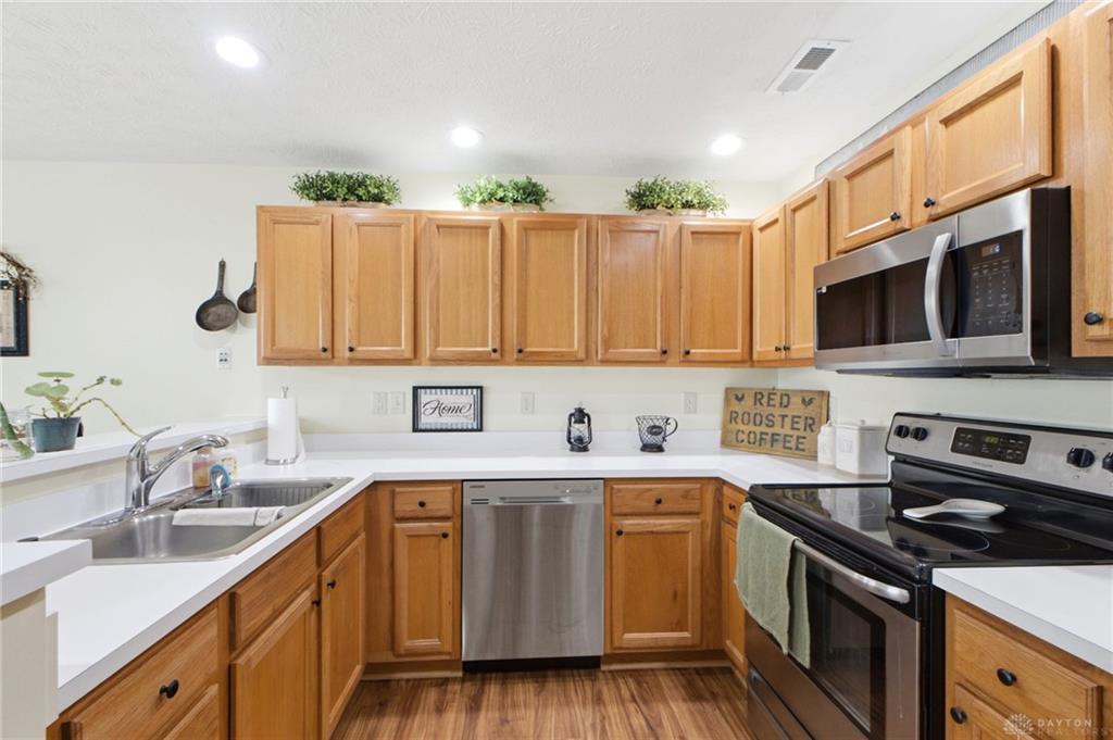 275 Broadleaf Property Photo 17