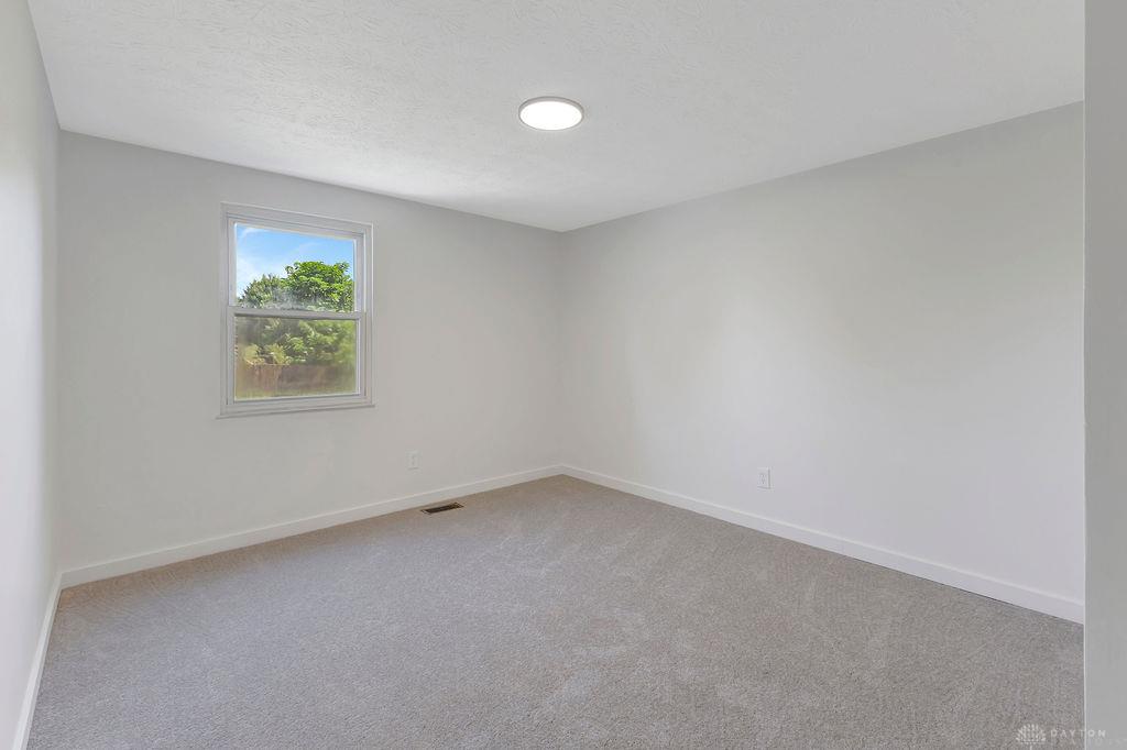 8050 Happiness Property Photo 27