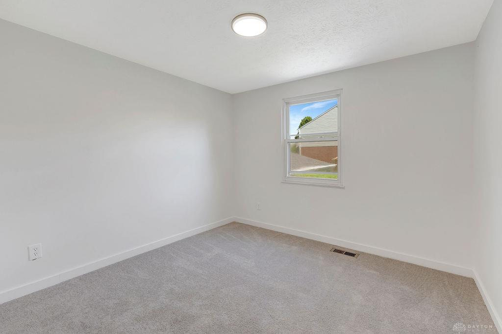 8050 Happiness Property Photo 28