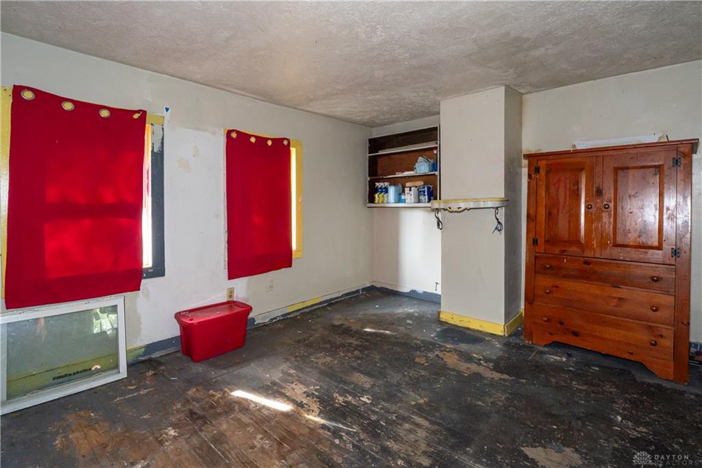 2334 Valley Property Photo 11