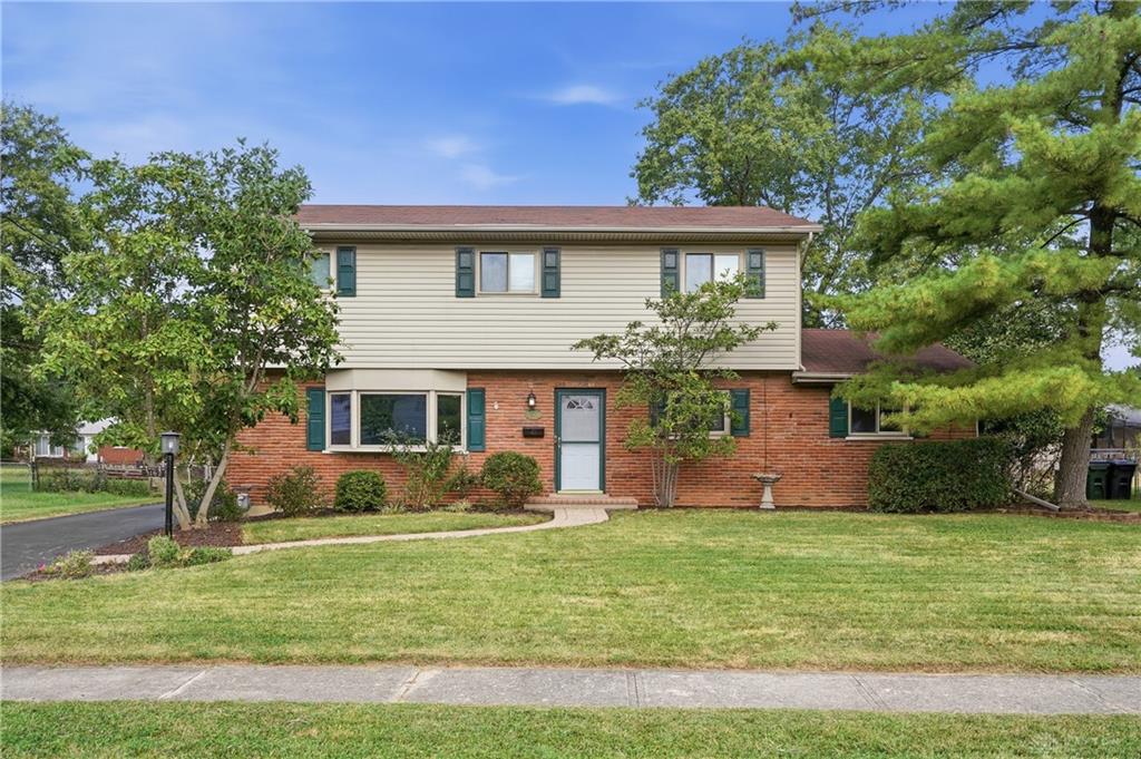 3162 Sunnyhollow
