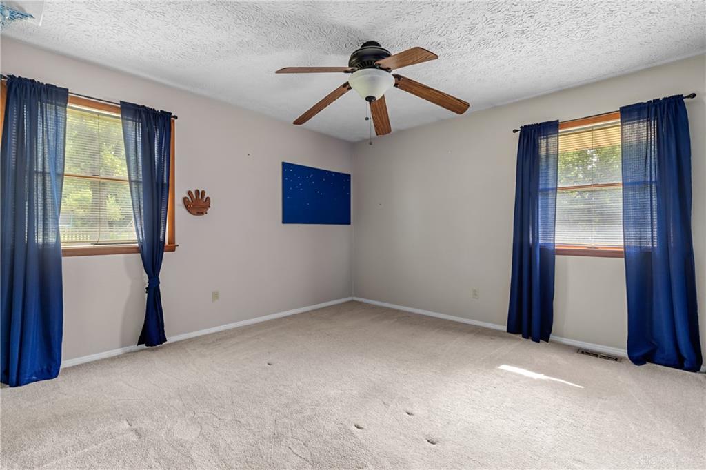 802 Range Property Photo 18