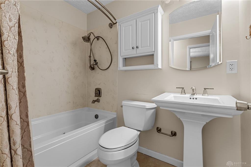 802 Range Property Photo 23