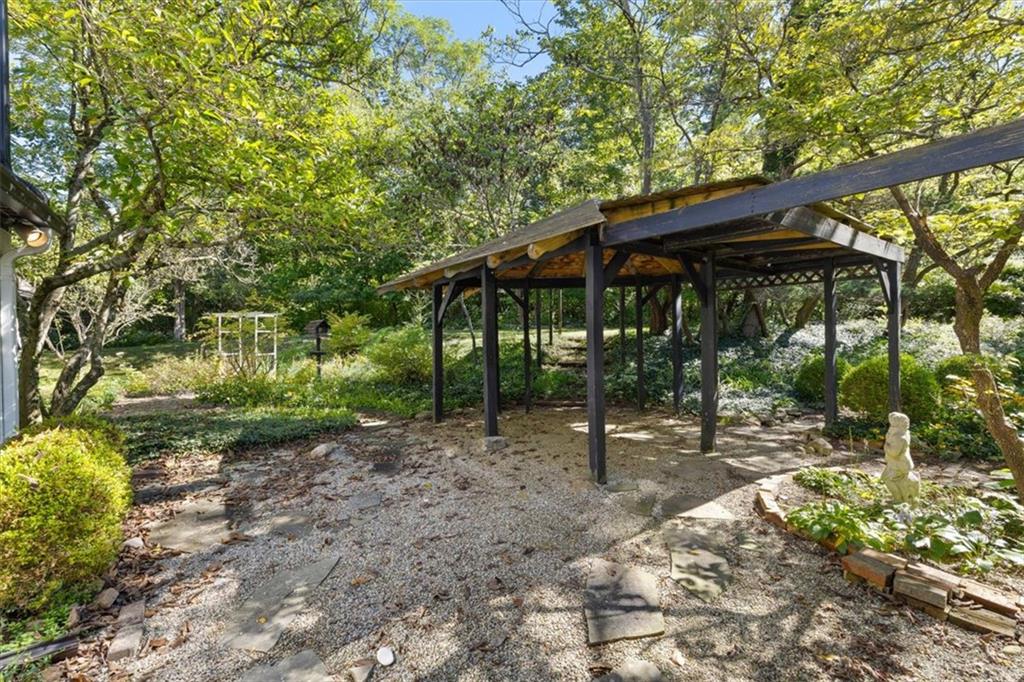 7000 Peters Property Photo 61
