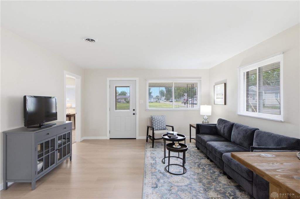 1067 Harvard Property Photo 7