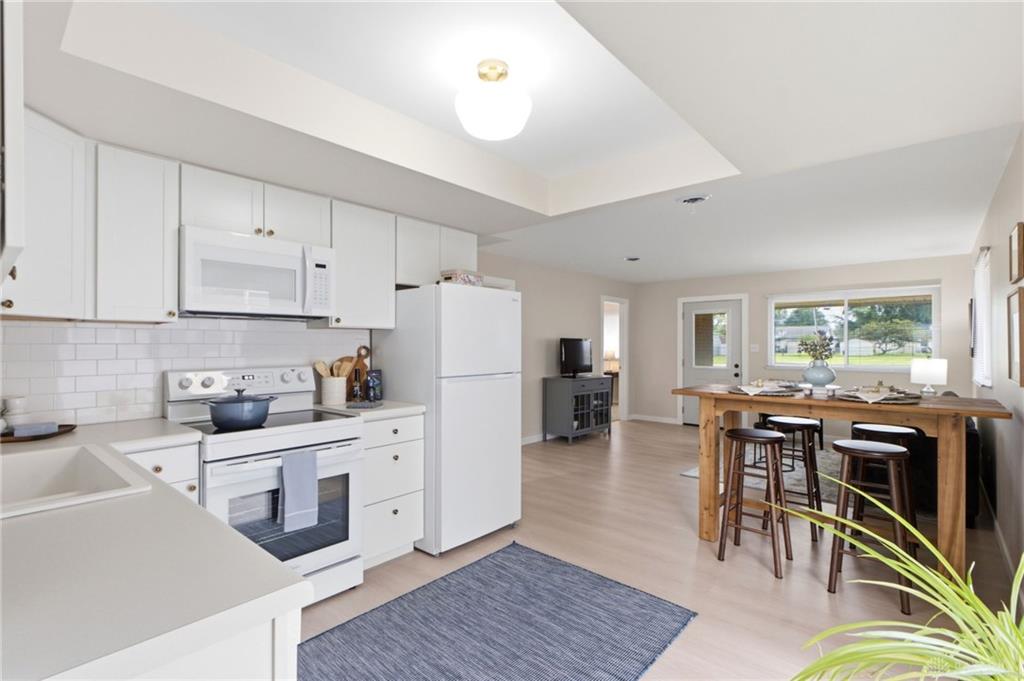 1067 Harvard Property Photo 12