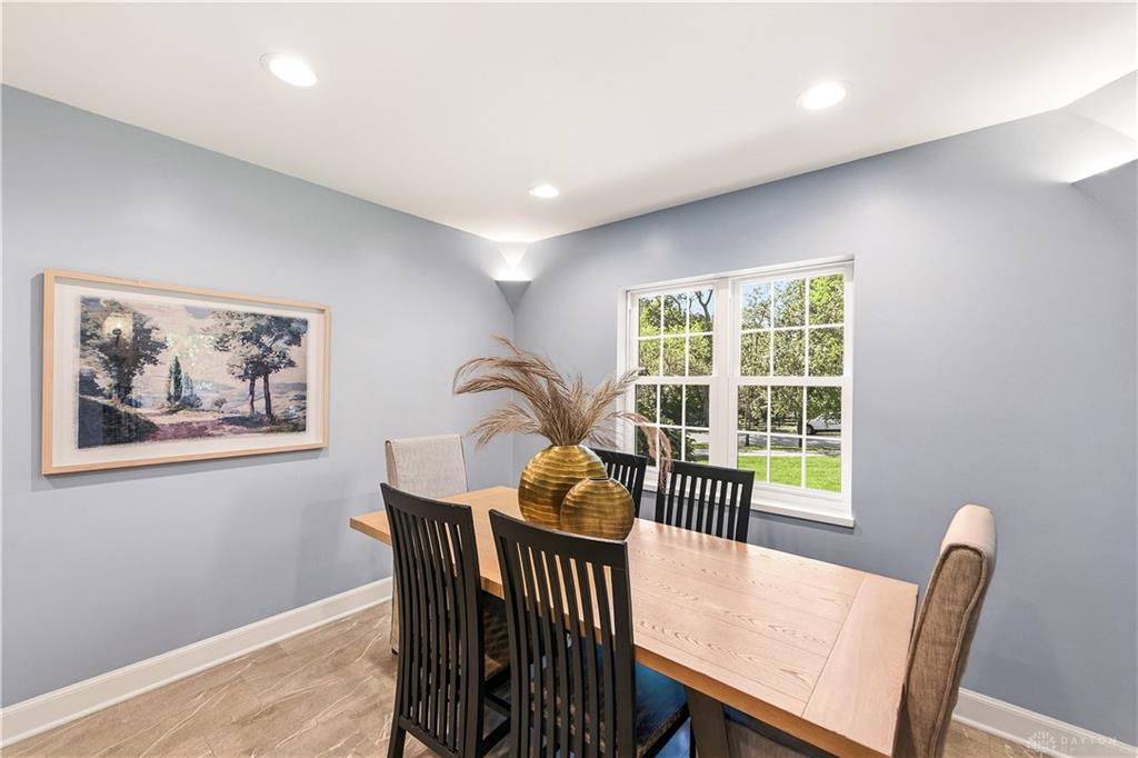 4010 Ridgeway Property Photo 7