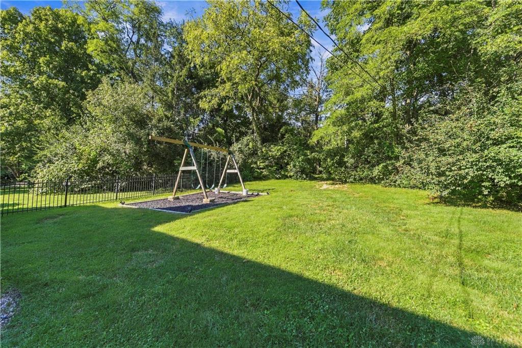 4010 Ridgeway Property Photo 40