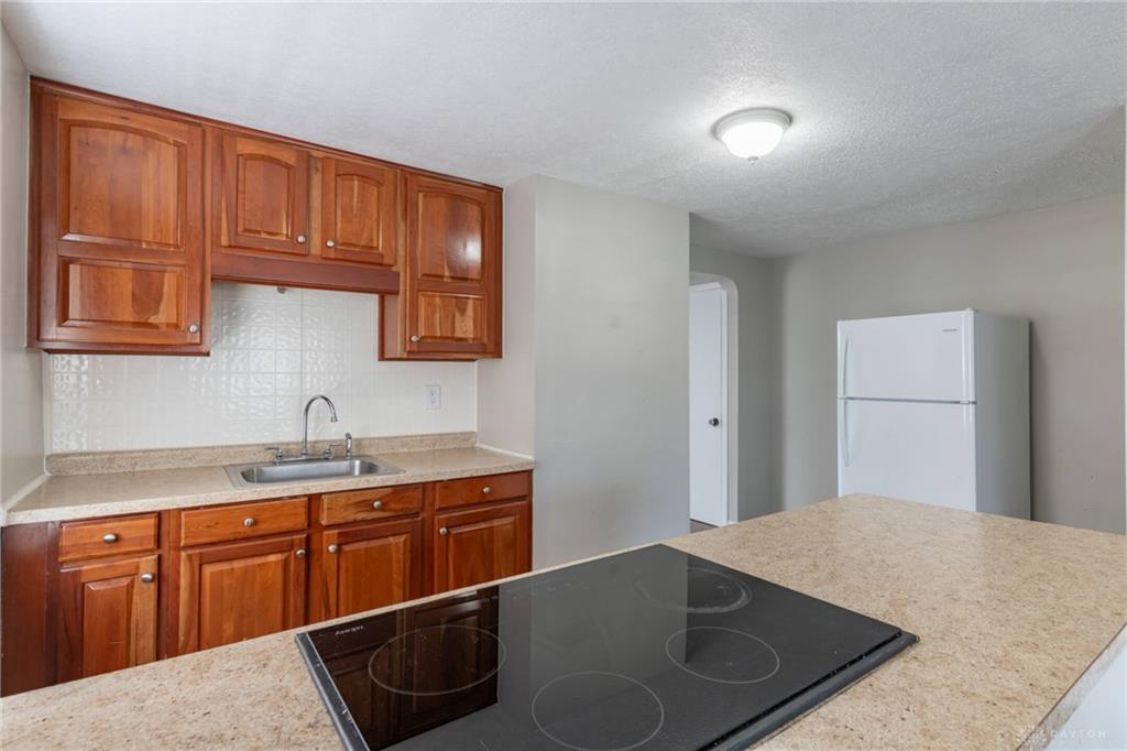 538 Aberdeen Property Photo 3