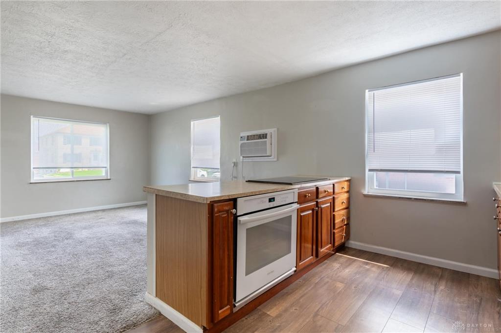 538 Aberdeen Property Photo 7