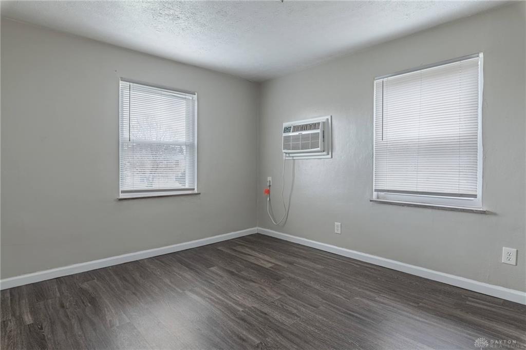 538 Aberdeen Property Photo 18