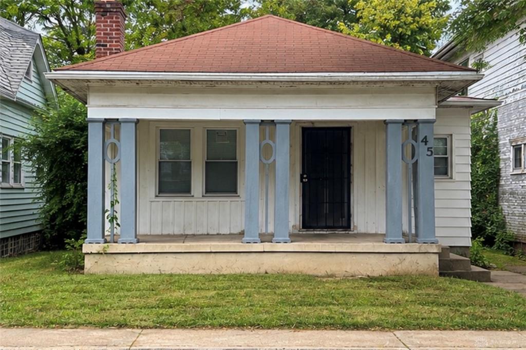 45 E Parkwood Property Photo 1