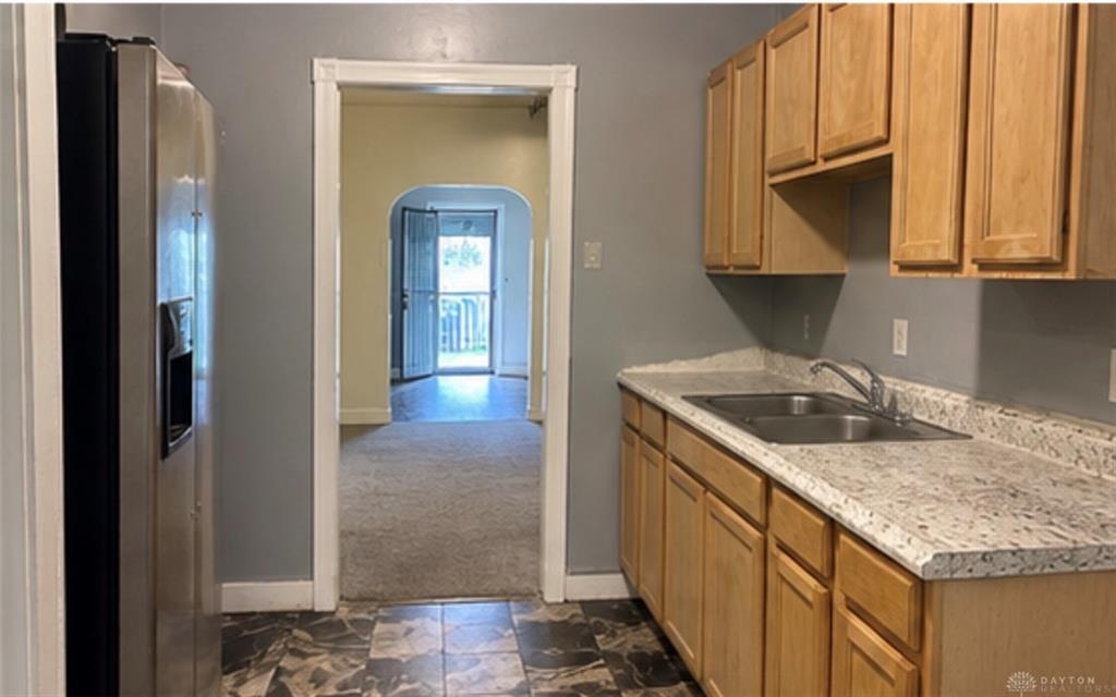 45 E Parkwood Property Photo 3