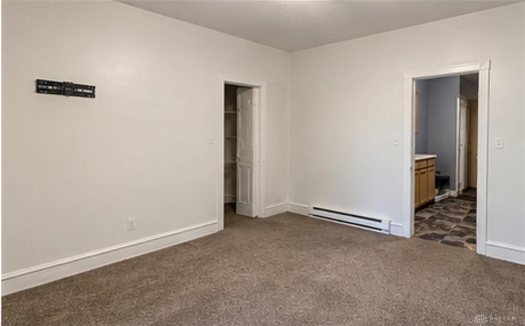 45 E Parkwood Property Photo 6