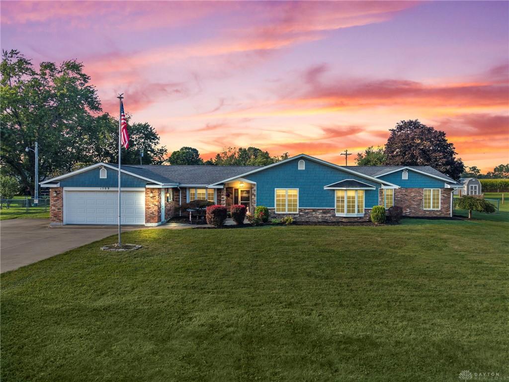 1509 Troy Urbana Property Photo 1