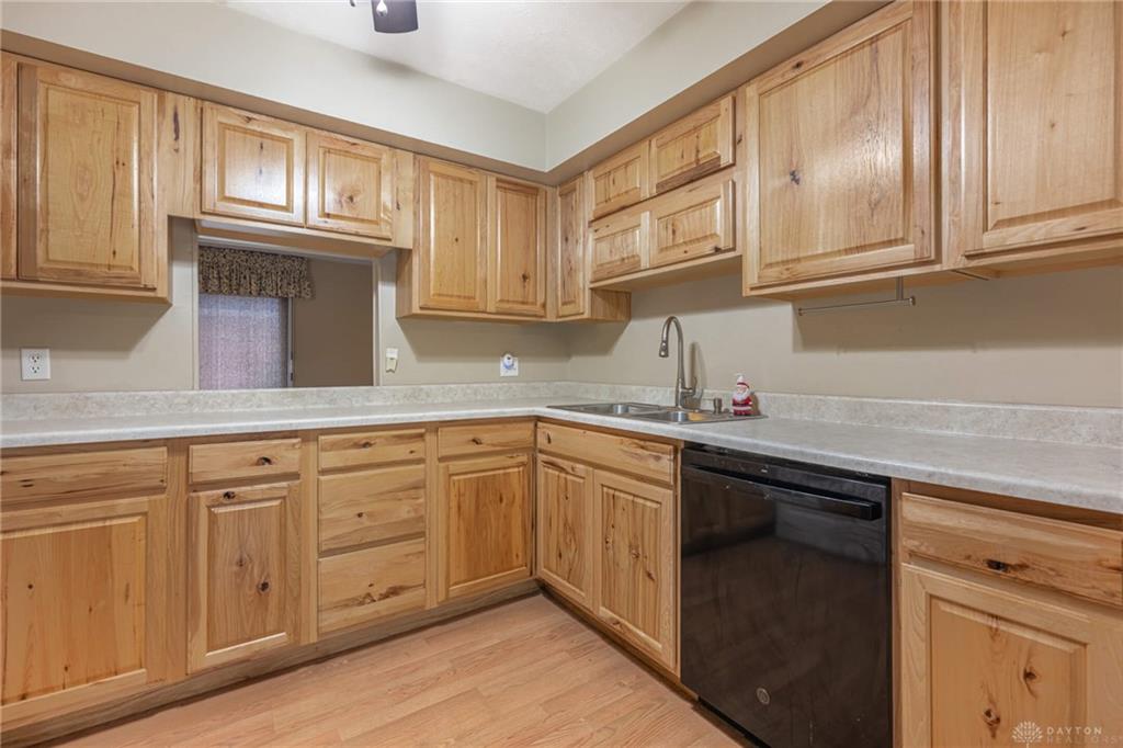 2512 Red Coach Property Photo 10