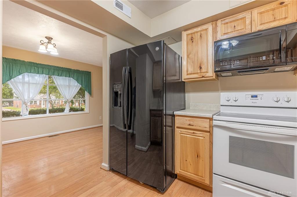 2512 Red Coach Property Photo 13