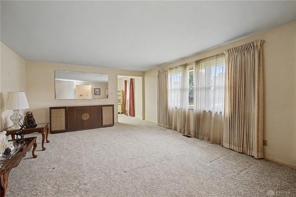 1268 Ponderosa Property Photo 3