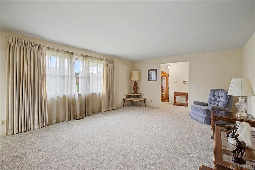 1268 Ponderosa Property Photo 4