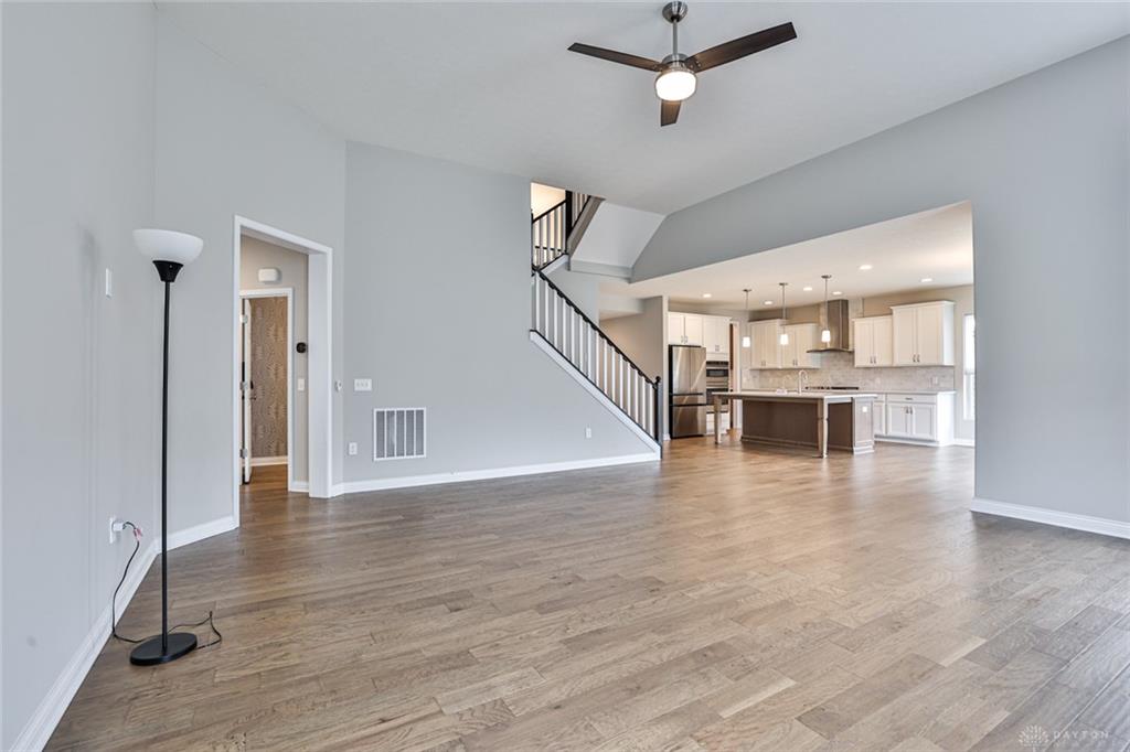 684 Newton Property Photo 20
