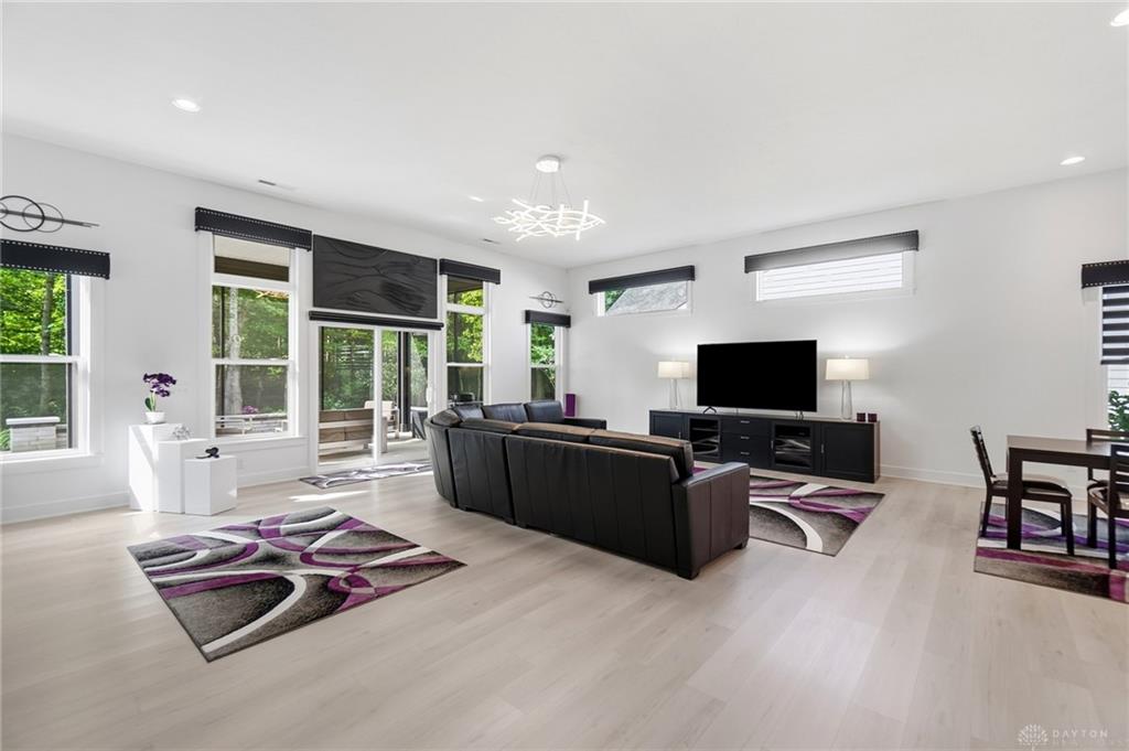 9493 Monaco Property Photo 12