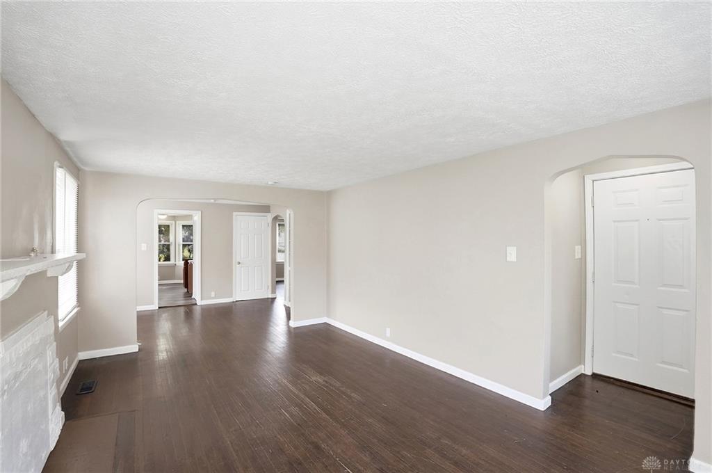 144 Niagara Property Photo 7