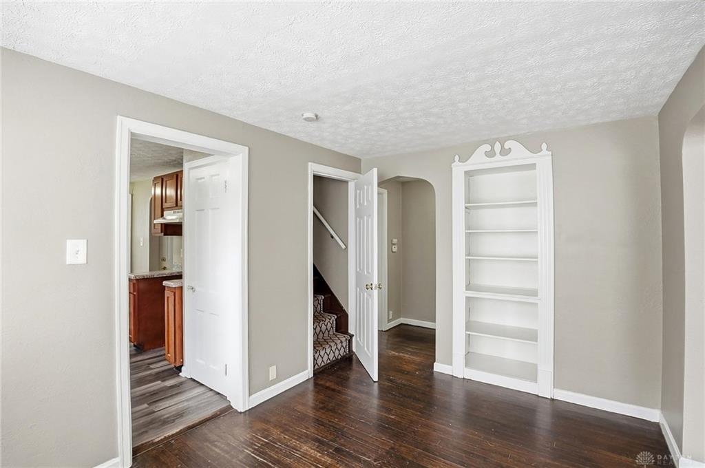144 Niagara Property Photo 9