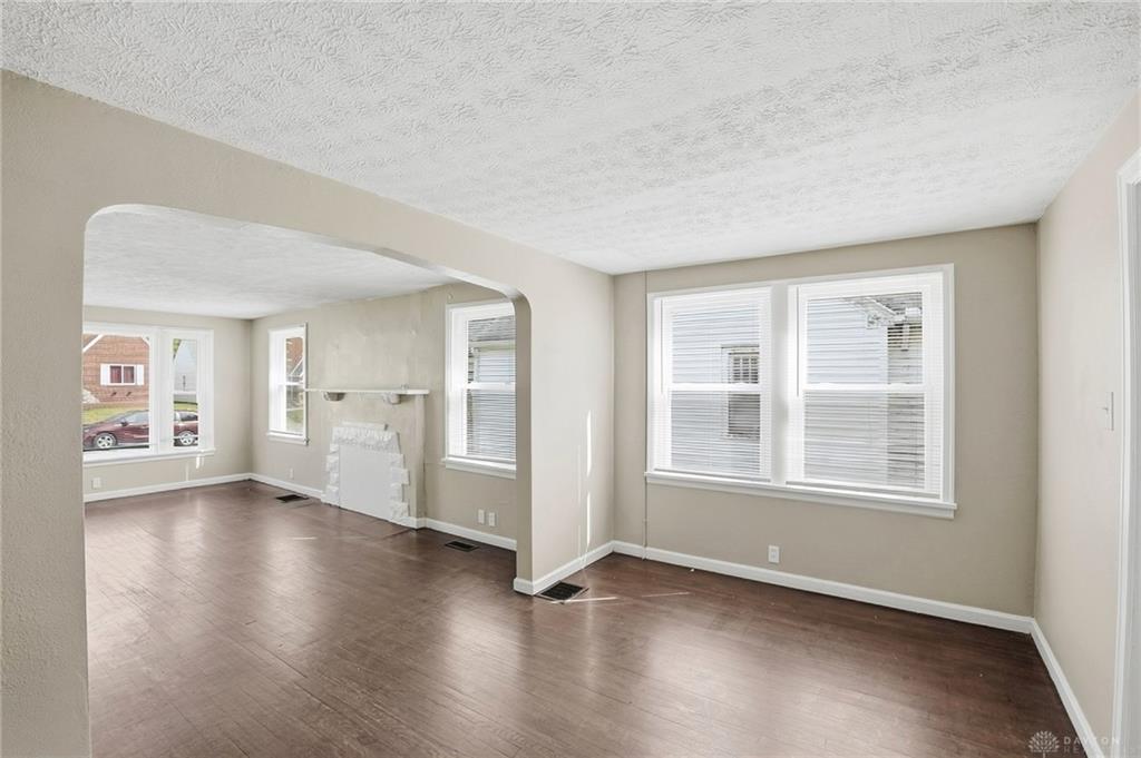 144 Niagara Property Photo 10