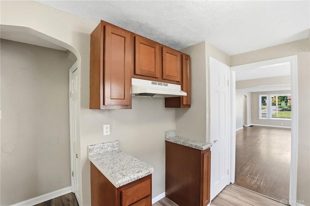 144 Niagara Property Photo 13