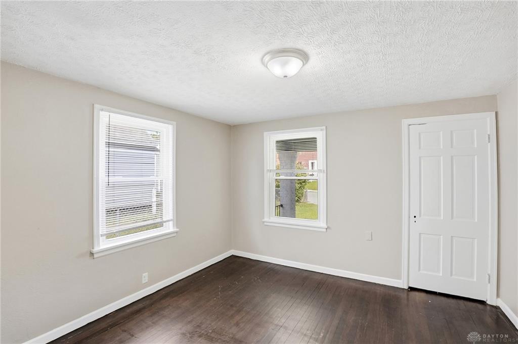 144 Niagara Property Photo 15