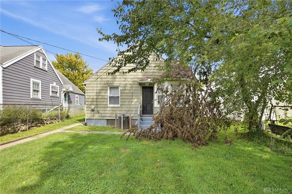144 Niagara Property Photo 24