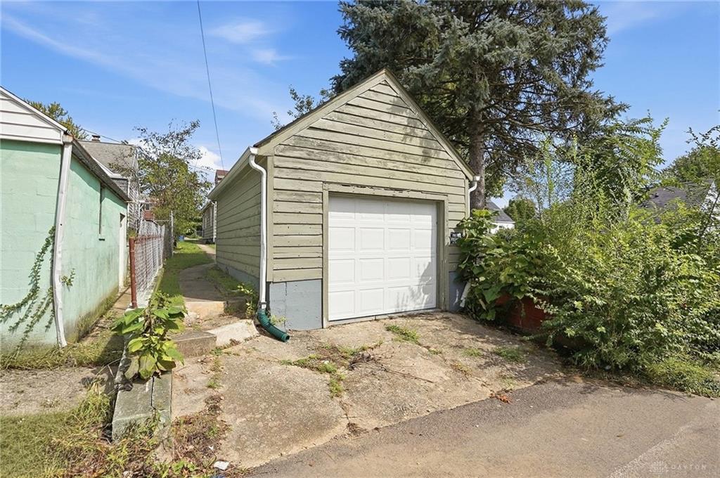 144 Niagara Property Photo 28