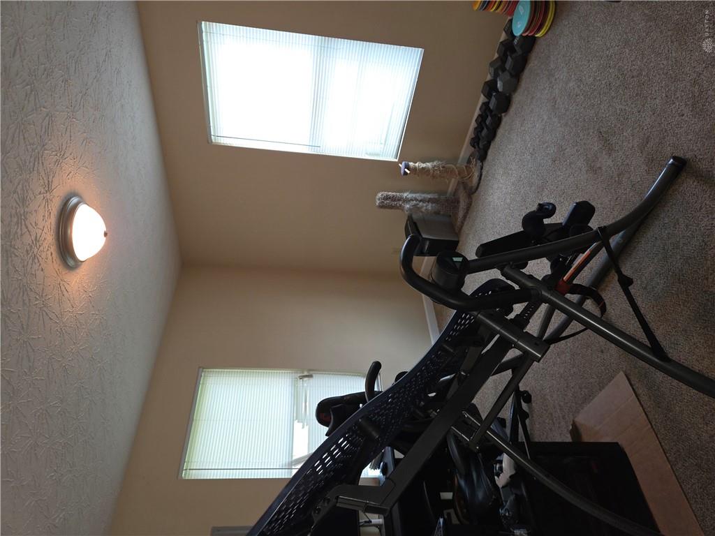 2365 E Dorothy Property Photo 8