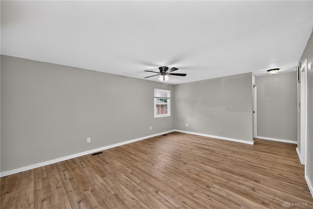6240 Carmin Property Photo 4