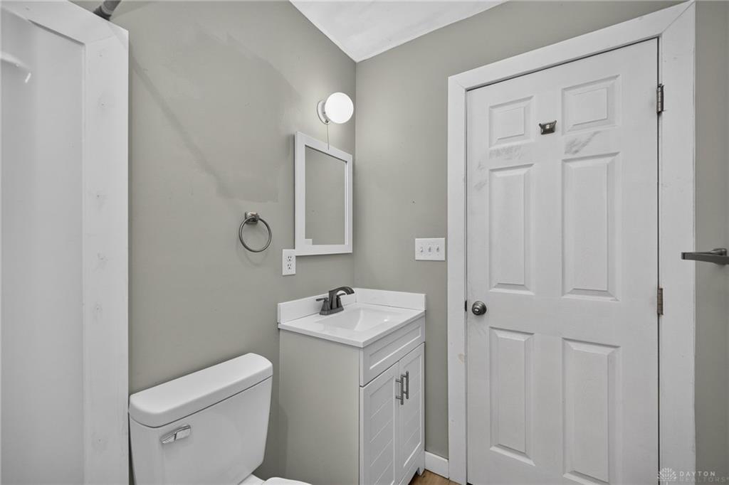 6240 Carmin Property Photo 14